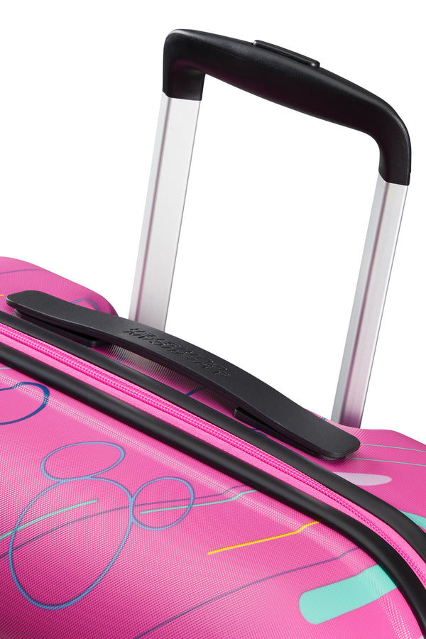DISNEY WAVEBREAKER P